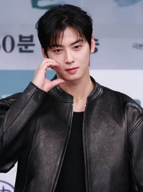 CHA EUN WOO